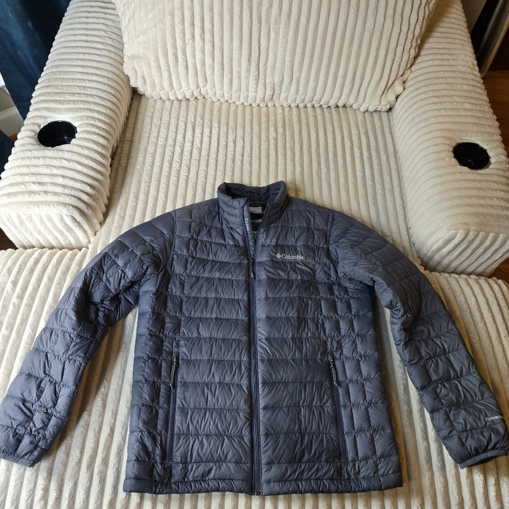 Columbia Gray Puffer Jacket with Quilted Design